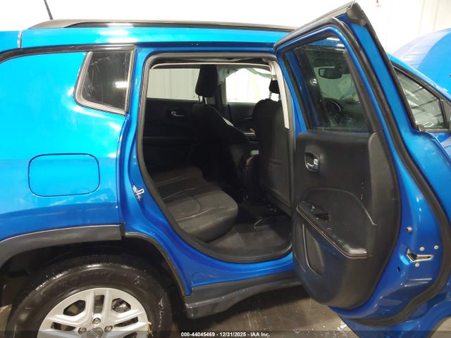 3C4NJCAB5JT286081 Jeep Compass Sport Fwd