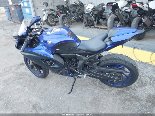 JYARM38Y2NA000361 Yamaha Yzfr7