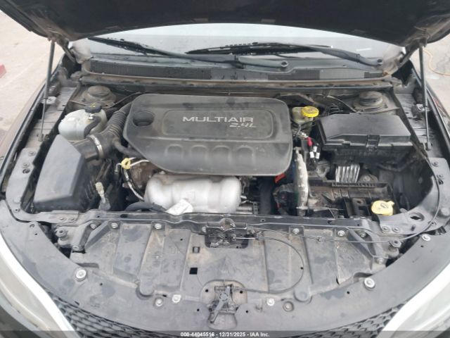 2016 CHRYSLER 200 1C3CCCAB8GN106512 Photo 9