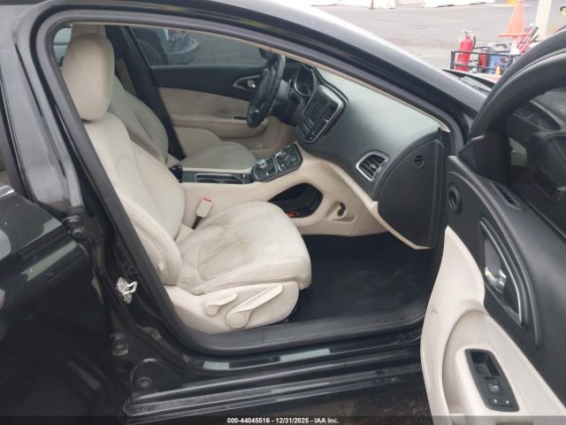 2016 CHRYSLER 200 1C3CCCAB8GN106512 Photo 4