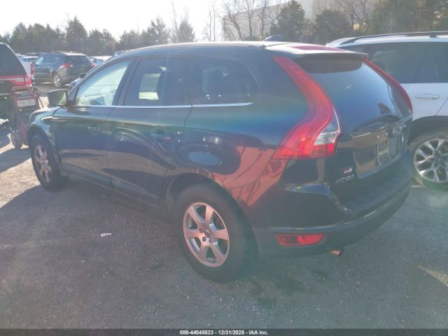 2011 VOLVO XC60 YV4952DLXB2213065 Photo 2