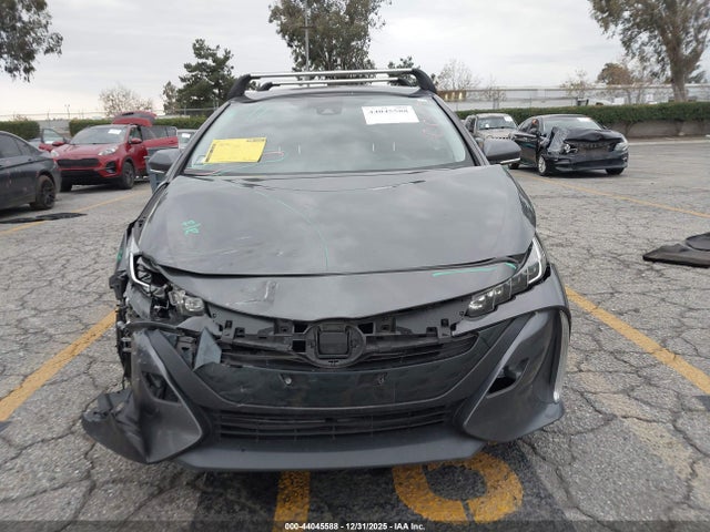 JTDKAMFP6N3223876 Toyota Prius Prime Xle