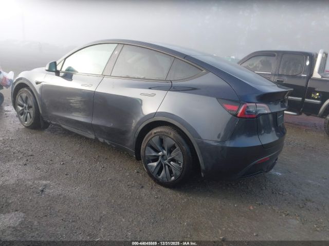 2024 TESLA MODEL Y 7SAYGDEE9RF152953 Photo 2
