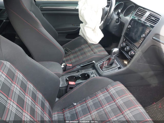 3VW447AU9JM260568 Volkswagen Golf Gti 2.0t Autobahn/2.0t S/2.0t Se