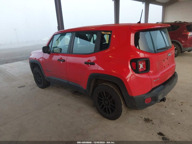 ZACNJBAB0KPJ83599 Jeep Renegade Sport 4x4