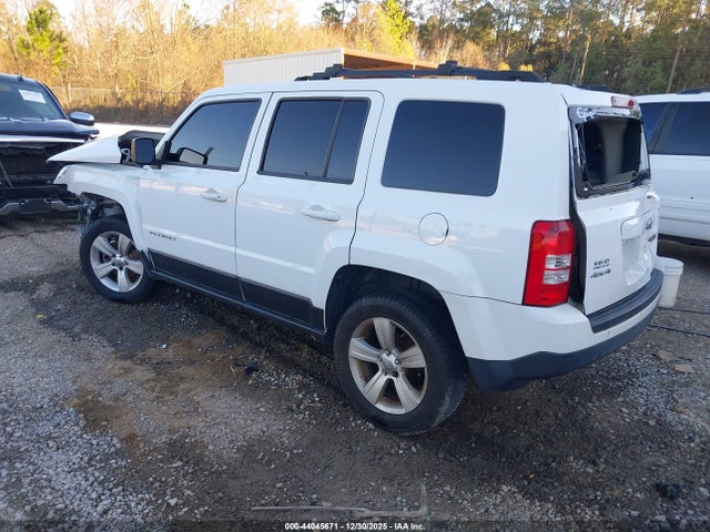 1C4NJRFB9ED713155 Jeep Patriot Latitude