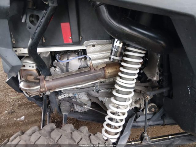 2022 POLARIS RZR 3NSM4E924NF356563 Photo 7