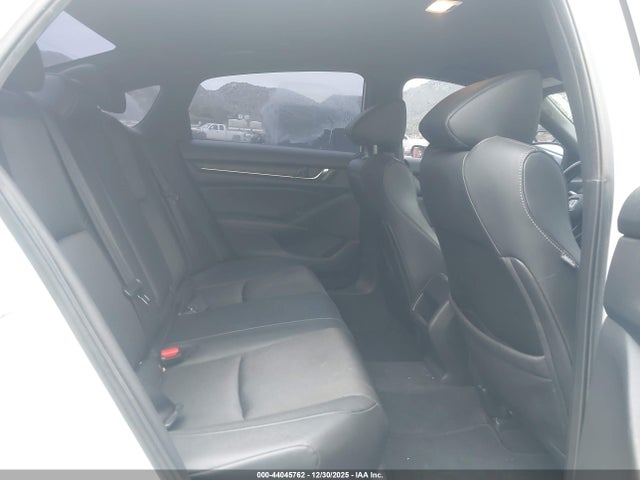 1HGCV1F36KA131518 Honda Accord Sport