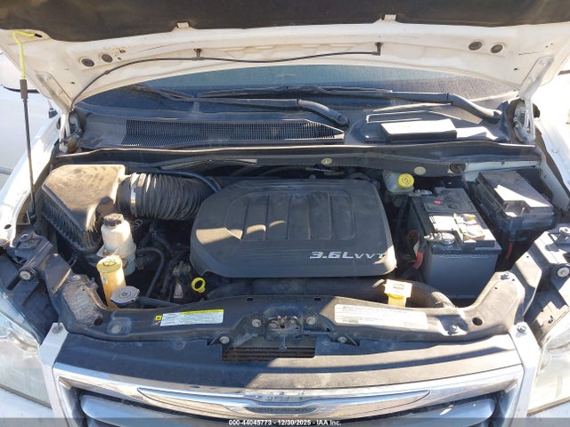 2012 Chrysler Town & Country Touring მანქანა იყიდება აუქციონზე, vin: 2C4RC1BG0CR312697, აუქციონის ნომერი: 44045773