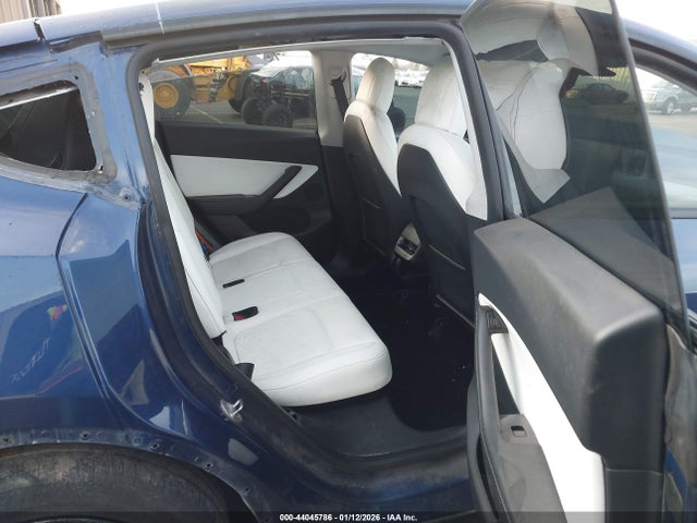 Продажа на аукционе авто 2020 Tesla Model Y Long Range Dual Motor All-wheel Drive, vin: 5YJYGDEE1LF056142, номер лота: 44045786