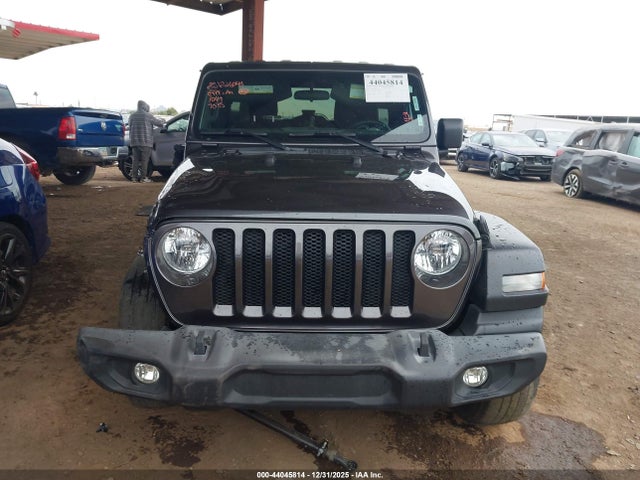1C4HJXDG1MW837035 Jeep Wrangler Unlimited Sport S 4x4