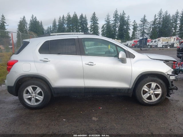 KL7CJLSB5JB650942 Chevrolet Trax Lt