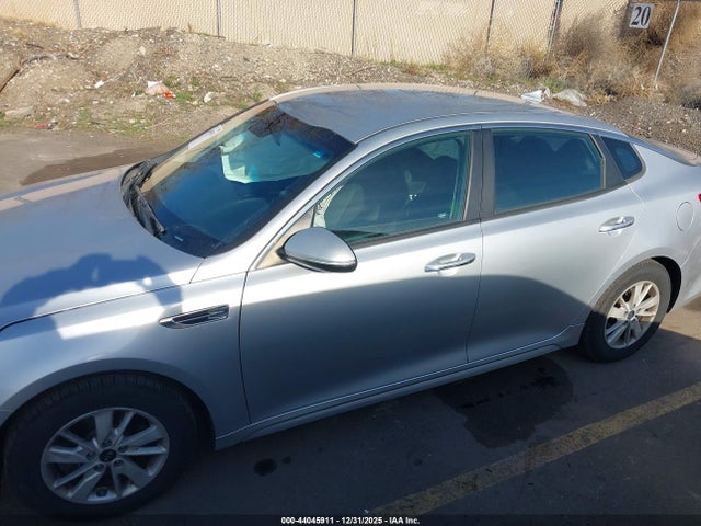 5XXGT4L38JG180296 KIA Optima Lx