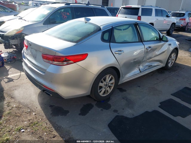 5XXGT4L38JG180296 KIA Optima Lx