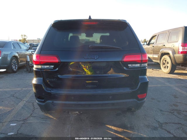 1C4RJFAG9JC477187 Jeep Grand Cherokee Upland 4x4