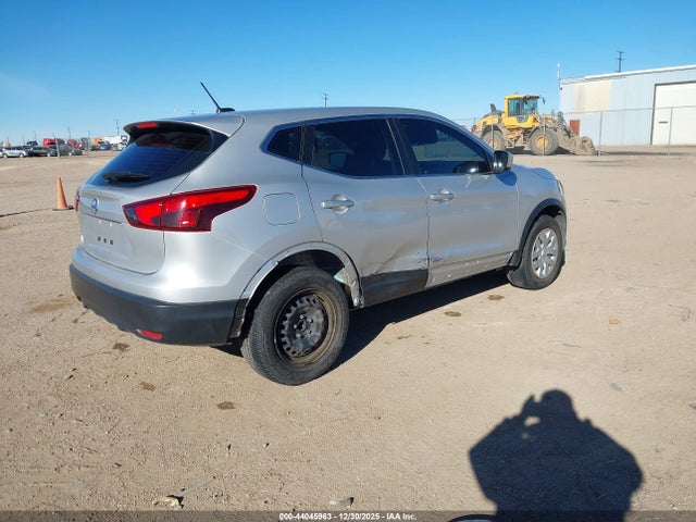 JN1BJ1CP6KW220010 Nissan Rogue Sport S
