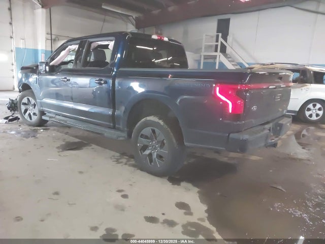 2023 FORD F-150 LIGHTNING 1FTVW1EL5PWG01697 Photo 2