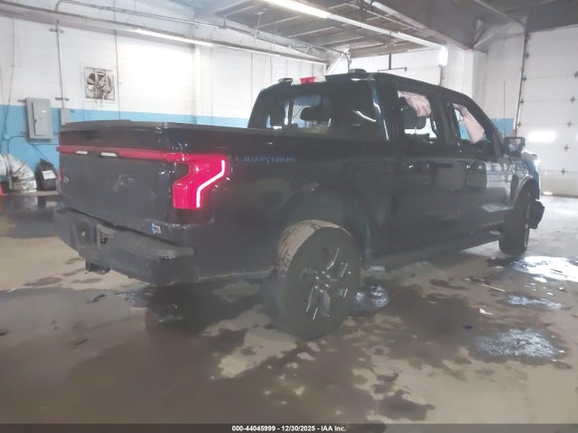 2023 FORD F-150 LIGHTNING 1FTVW1EL5PWG01697 Photo 3
