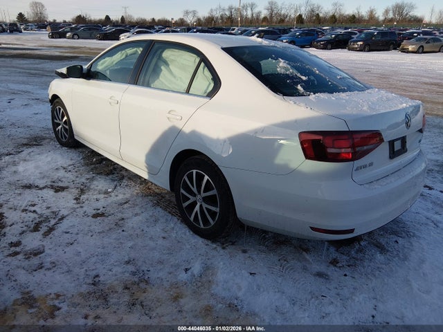 2017 VOLKSWAGEN JETTA 3VWDB7AJ5HM413727 Photo 2