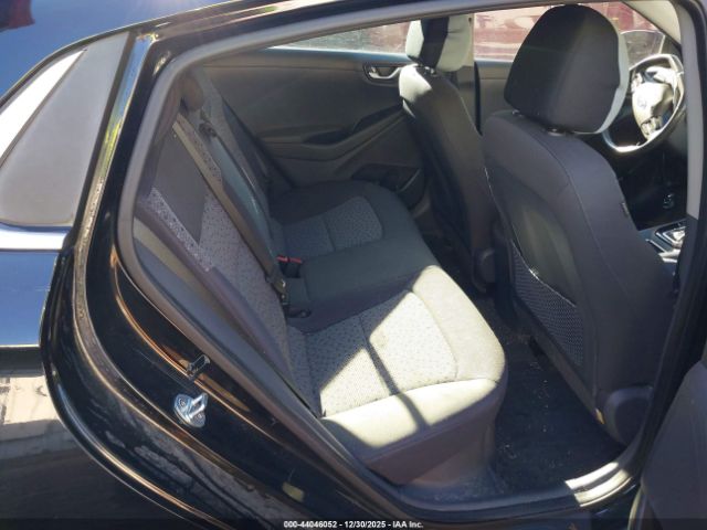 2017 HYUNDAI IONIQ HYBRID KMHC75LC9HU028715 Photo 7