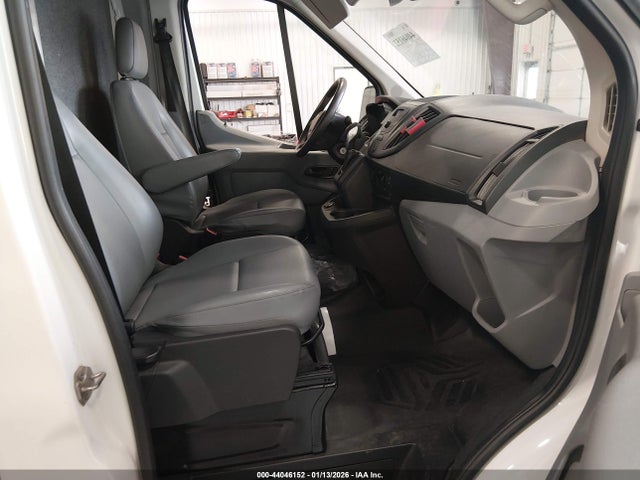 1FTBW2CM4HKA31575 Ford Transit-350