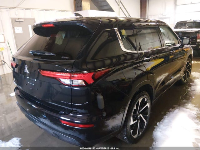 2024 MITSUBISHI OUTLANDER JA4J4UA85RZ019473 Photo 3