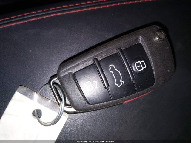 2019 AUDI RS 3 WUABWGFF0KA905933 Photo 10