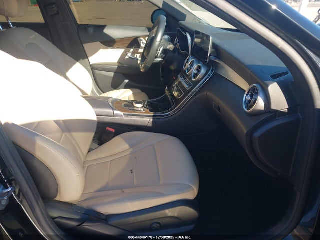 2019 MERCEDES-BENZ C 300 55SWF8DB3KU304039 Photo 4