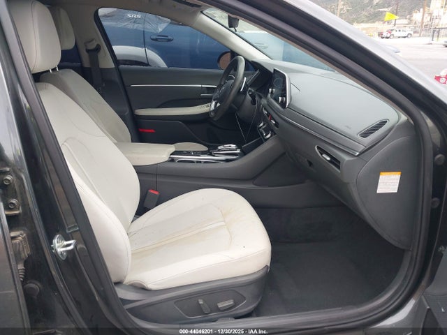 KMHL34JJ0LA012131 Hyundai Sonata Hybrid Sel