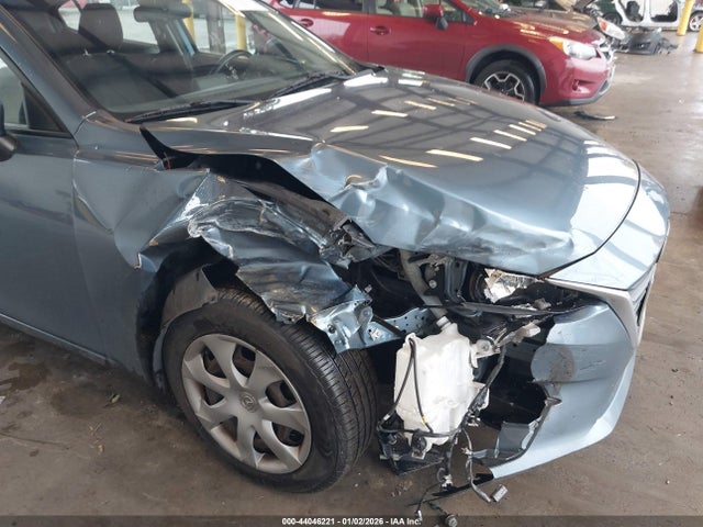 JM1BM1K71E1121697 Mazda Mazda3 I Sport