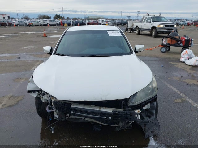 1HGCR2F39FA275144 Honda ACCORD LX