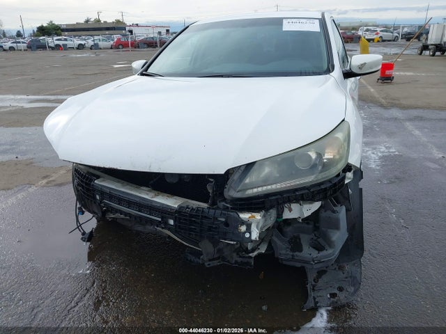 1HGCR2F39FA275144 Honda ACCORD LX