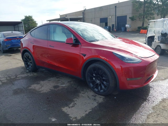 2024 TESLA MODEL Y 7SAYGDEEXRF020591 Photo 0