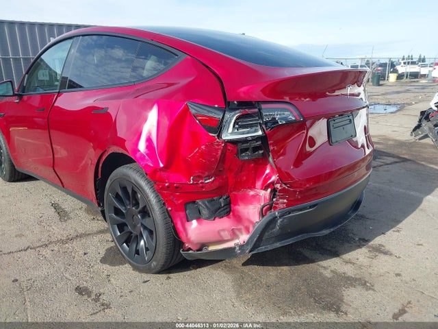 2024 TESLA MODEL Y 7SAYGDEEXRF020591 Photo 5