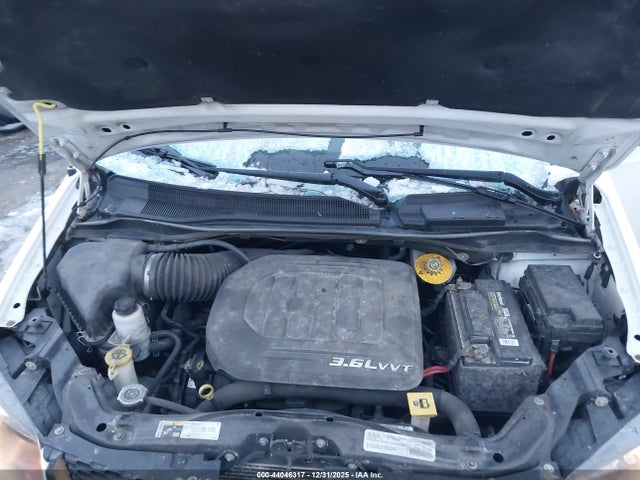 2C4RDGBG7JR245660 Dodge Grand Caravan Se Plus