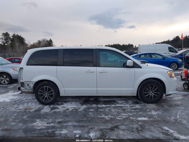 2C4RDGBG7JR245660 Dodge Grand Caravan Se Plus