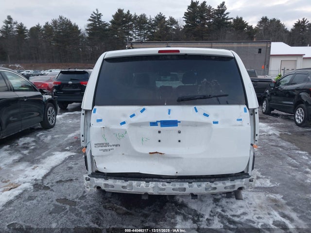 2C4RDGBG7JR245660 Dodge Grand Caravan Se Plus