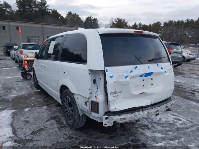 2C4RDGBG7JR245660 Dodge Grand Caravan Se Plus