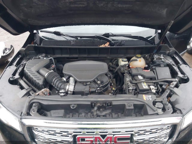 44046331 :رقم المزاد ، 1GKKNPLS7HZ211031 vin ، 2017 Gmc Acadia Denali مزاد بيع