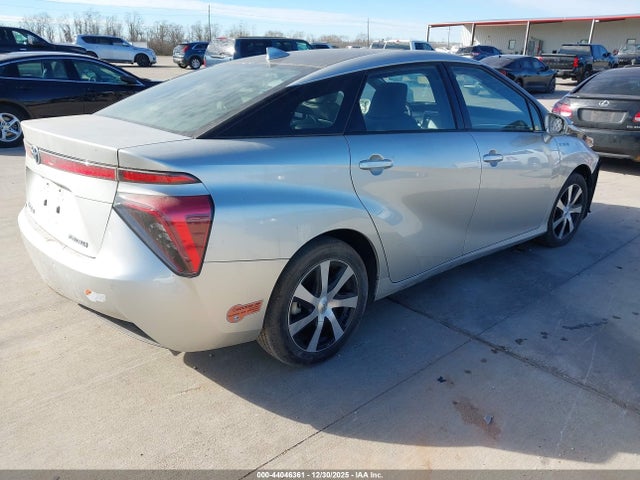 Toyota Mirai 2019 JTDBVRBDXKA006870 Image 4
