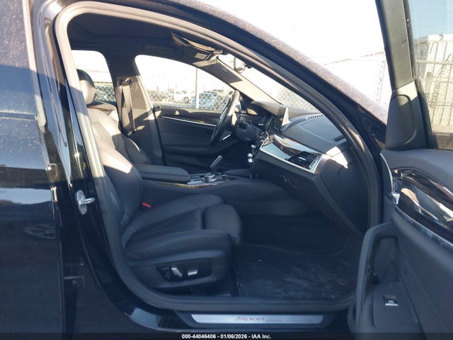 2018 BMW 530I WBAJA5C51JG899866 Photo 4