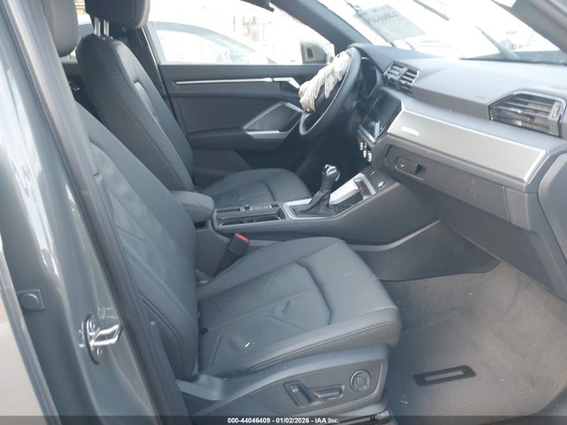 2025 AUDI Q3 WA1DECF3XS1110275 Photo 4