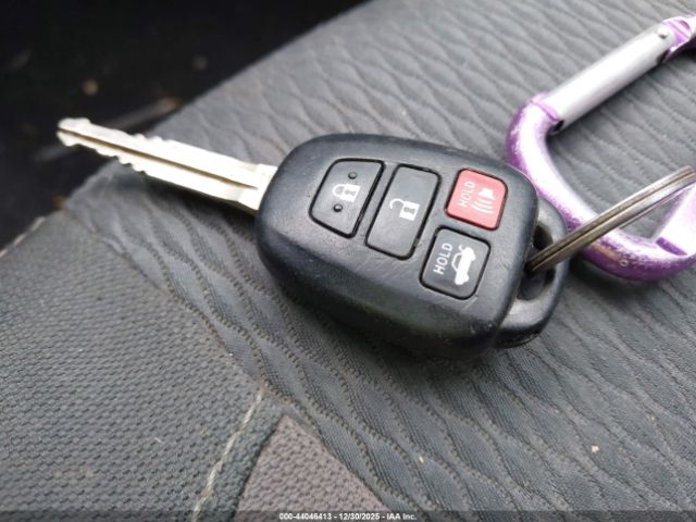 2018 TOYOTA COROLLA 2T1BURHE2JC071113 Photo 10