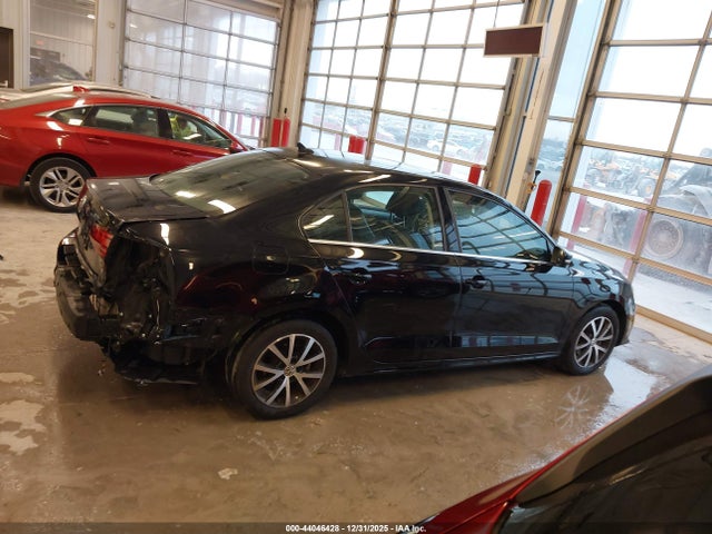 3VWB67AJXHM302392 Volkswagen Jetta 1.4t Se