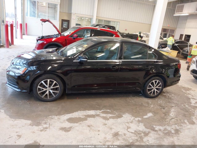 3VWB67AJXHM302392 Volkswagen Jetta 1.4t Se