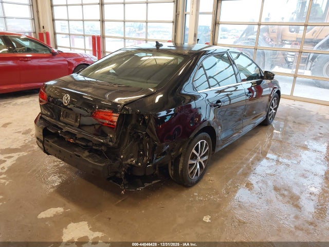 3VWB67AJXHM302392 Volkswagen Jetta 1.4t Se