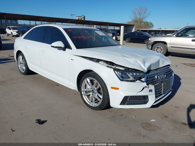 2017 AUDI A4 WAUDNAF42HN057377
