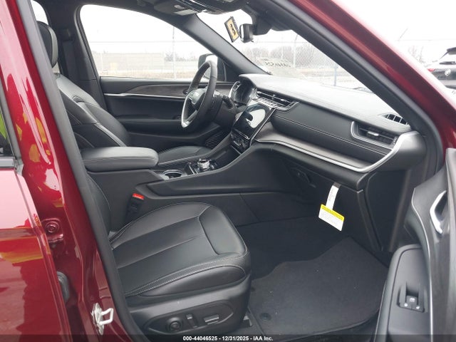 44046525 :رقم المزاد ، 1C4RJKBG6R8567208 vin ، 2024 Jeep Grand Cherokee L Limited 4x4 مزاد بيع