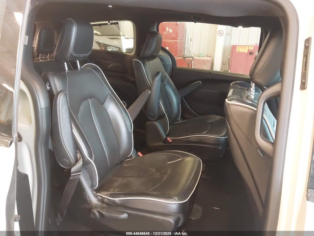 2019 CHRYSLER PACIFICA HYBRID 2C4RC1N77KR605443 Photo 7