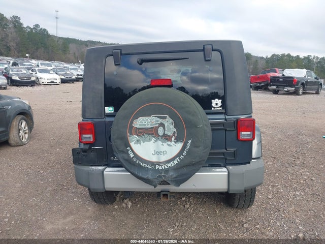Продажа на аукционе авто 2008 Jeep Wrangler Unlimited Sahara, vin: 1J4GA591X8L609072, номер лота: 44046563